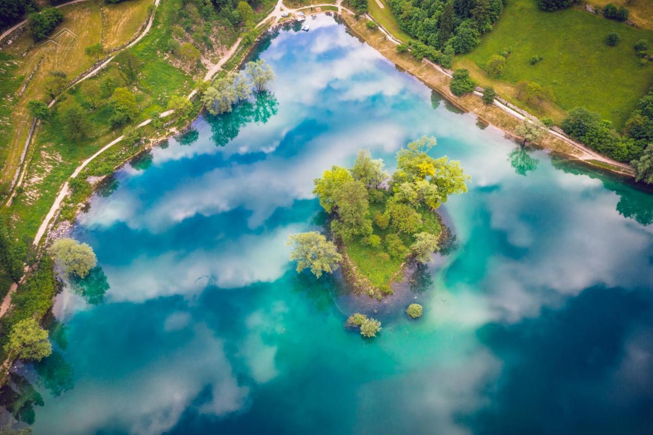 La Rustica Sul Lago Di Tenno Mansarda Luaran gambar